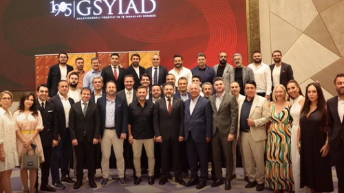 Teknik Direktörümüz Okan Buruk ile Derneğimizin Düzenlemiş Olduğu Kahvaltı Organizasyonunda Bir Araya Geldik.