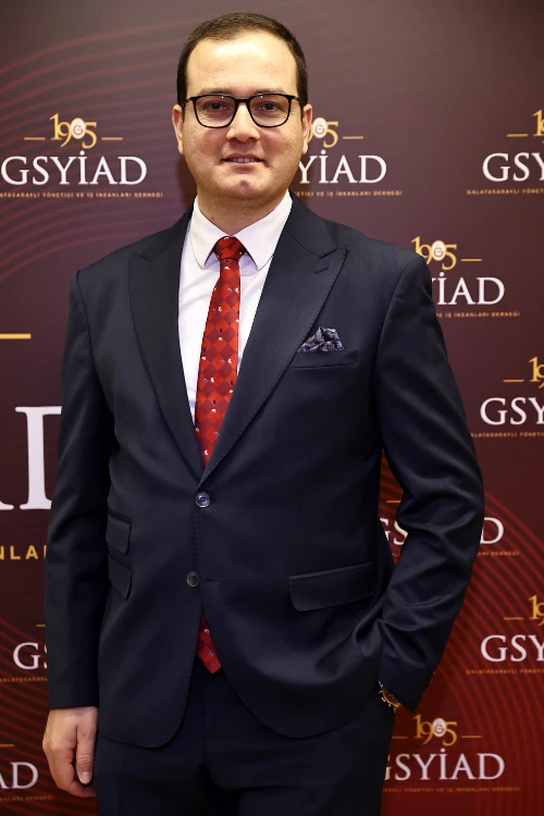 Doğan Önal