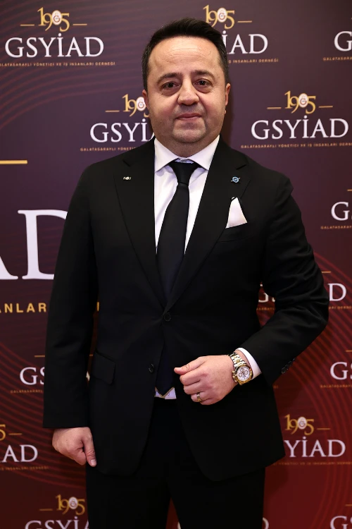 Ünal Memiç